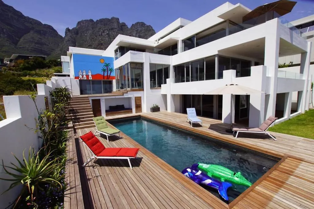 The Baules Camps Bay, Spectacular Luxury Villa Κέιπ Τάουν